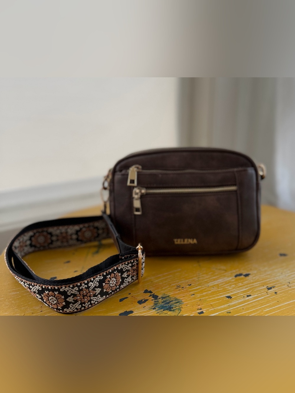 Brown Leather Crossbody Bag with Patterned Detachable Strap
